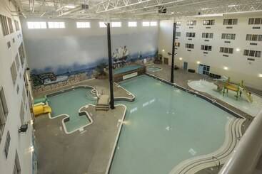 هتل Holiday Inn Lethbridge, An Ihg