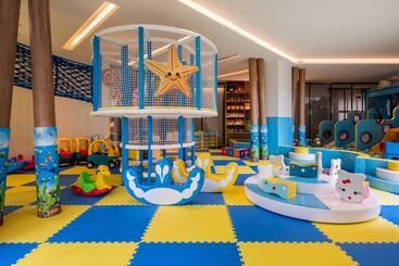 هتل Holiday Inn Resort Sanya Bay, An Ihg