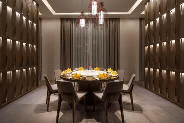 هتل Holiday Inn Resort Sanya Bay, An Ihg
