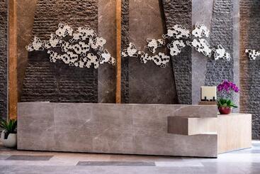 هتل Holiday Inn Resort Sanya Bay, An Ihg