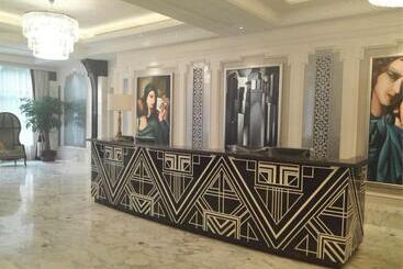 Jinjiang Metropolo Hotel Classiq,shanghai Bund Circle
