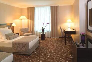 هتل Kaya İstanbul Fair & Convention