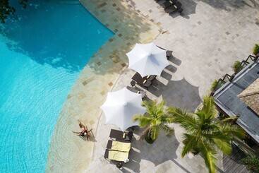 هتل Manava Beach Resort & Spa Moorea
