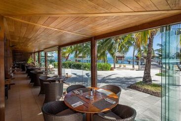 هتل Manava Beach Resort & Spa Moorea