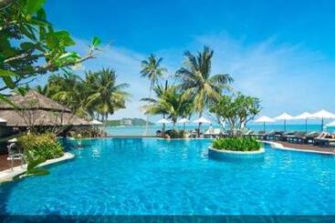 هتل Nora Beach Resort & Spa   Sha Extra Plus