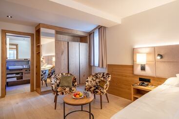هتل Resort La Ginabelle