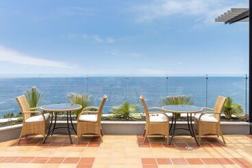 هتل Royal Savoy  Ocean Resort  Savoy Signature