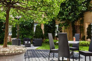 هتل Sheraton Grand Krakow