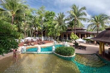 בית מלון כפרי The Village Resort & Spa   Sha Plus