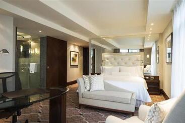 هتل The Westin Bund Center, Shanghai