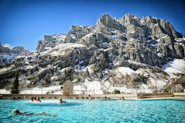 Thermal Hotels & Walliser Alpentherme Leukerbad