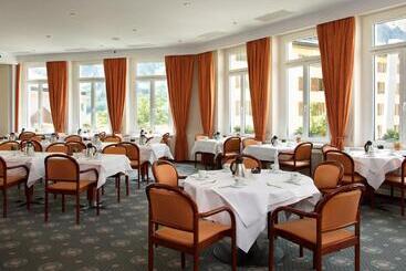 Thermal Hotels & Walliser Alpentherme Leukerbad