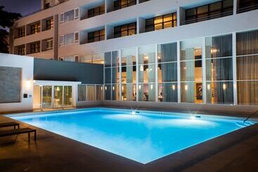 هتل Tryp By Wyndham Isla Verde