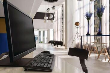 هتل Tryp By Wyndham Isla Verde