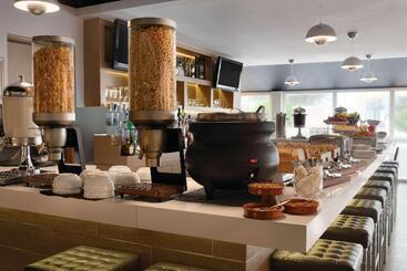 هتل Tryp By Wyndham Isla Verde