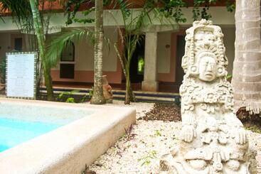 هتل Villas Arqueologicas Chichen Itza