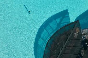 استراحتگاه Myconian Imperial   Leading Hotels Of The World