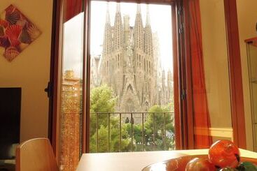 Absolute Sagrada Familia