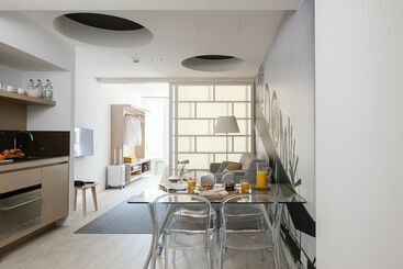 Eric Vokel Boutique Apartments  Hamburg Suites