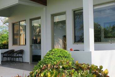 هتل Carver Suites