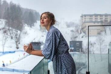 هتل The Vale Niseko