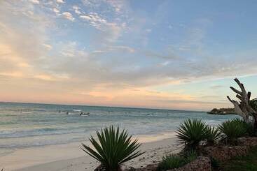 پانسیون Beach House Michamvi