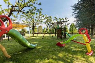 هتل Agriturismo Casolare Lucchese