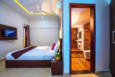 هتل Alleppey Haven Beach Villa