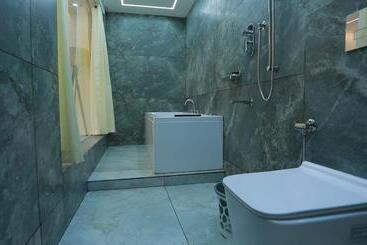 هتل Alleppey Haven Beach Villa