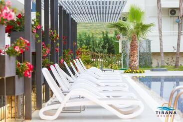 هتل Tirana Resort Radhime
