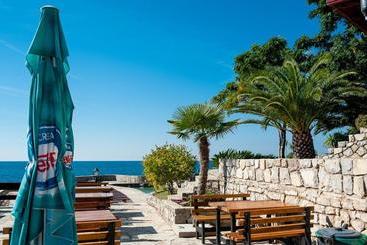 پانسیون Apartments Lux Lukic