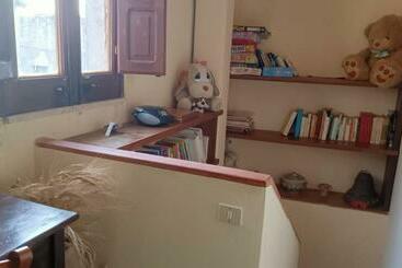 پانسیون Casa Bomboniera
