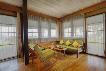 پانسیون Villa So Long Banyuwangi   Ijen