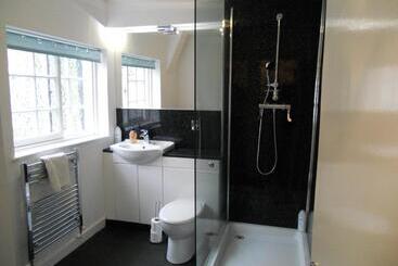 پانسیون Yarm View Guest House And Cottages
