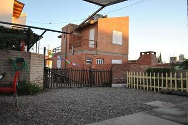 Ruca Kiñe Hostel