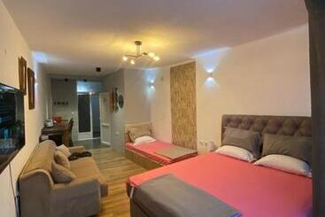 Zani Hostel