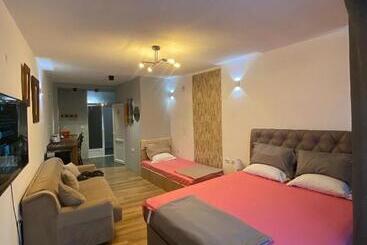 Zani Hostel