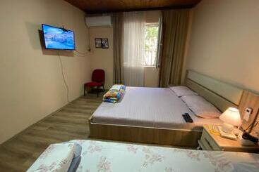 Zani Hostel