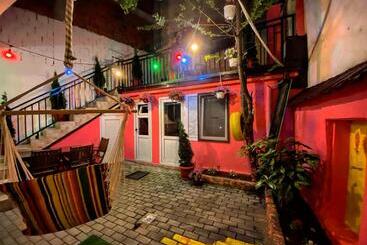 Zani Hostel