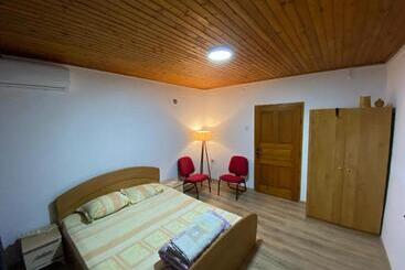 Zani Hostel