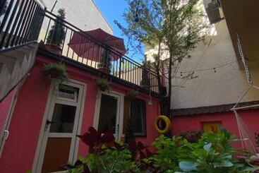 Zani Hostel