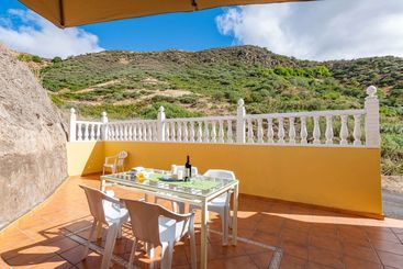 Casita De Campo Cerca De Risco Caído