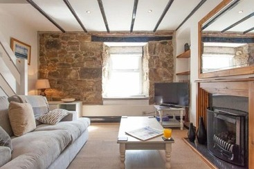 Harbour View Cottage