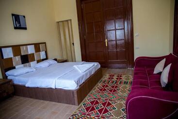 New Grand Royal Hotel Cairo