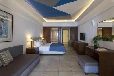 Louis Apostolata Island Resort - Skala