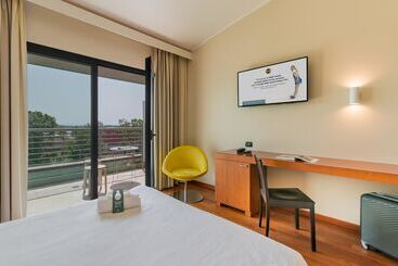 B&b Hotel Pisa