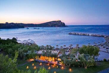 Cape Sounio, A Grecotel Resort To Live