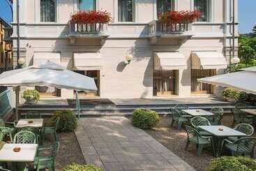 هتل Albergo Nazionale