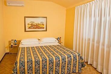 هتل Albergo Nazionale