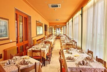 هتل Albergo Nazionale